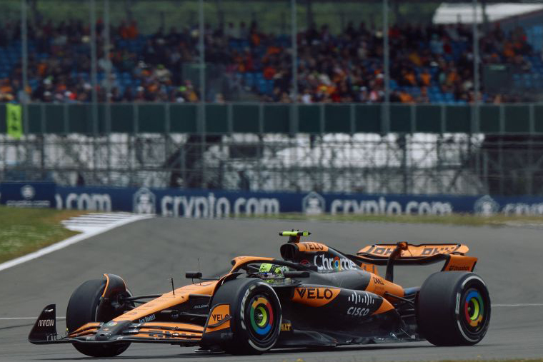 Norris dan Piastri bertekad pertahankan posisi terdepan untuk McLaren Norris dan Piastri bertekad pertahankan posisi terdepan untuk McLaren