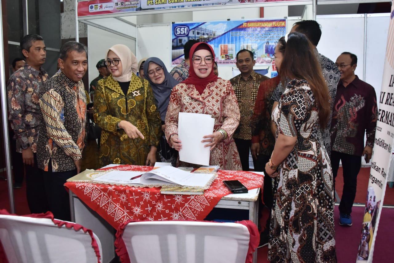 Tampung angkatan kerja baru, Disperinaker Sukoharjo gelar job fair