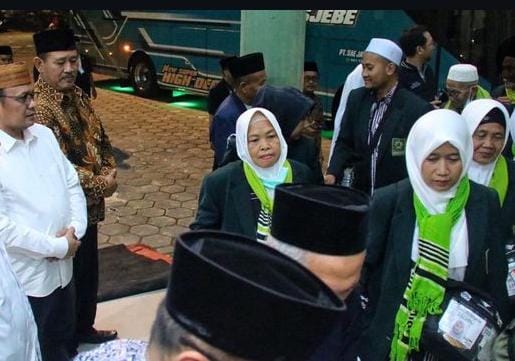 Jemaah haji asal Kabupaten Kudus sudah tiba di Kudus Jemaah haji asal Kabupaten Kudus sudah tiba di Kudus