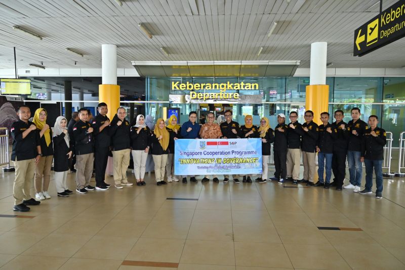 Pemkot Jambi kirim 19 ASN belajar di Singapura