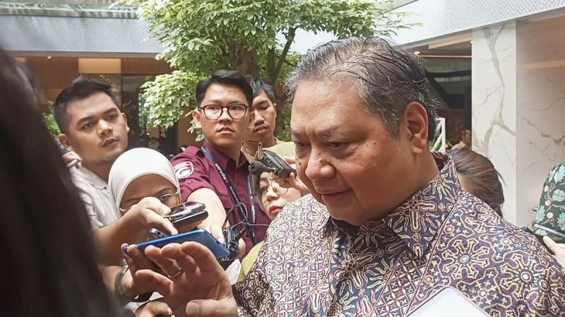 Airlangga buka suara soal isu reshuffle kabinet