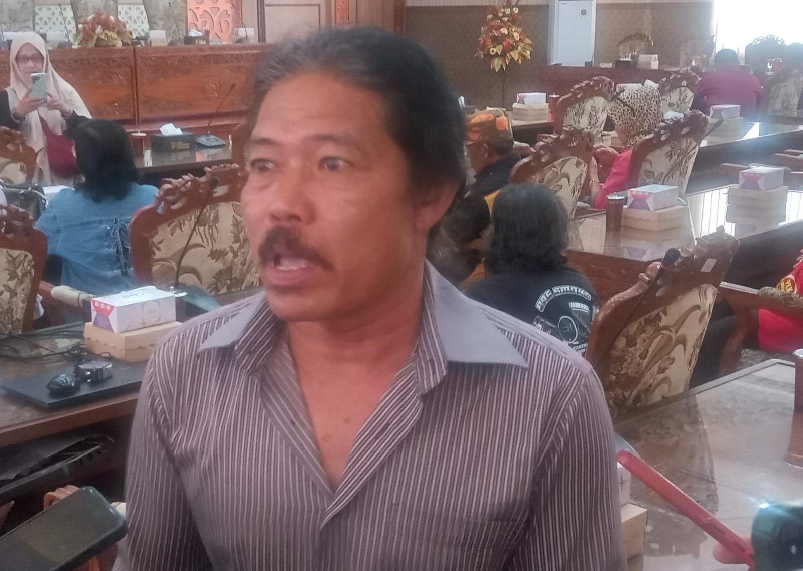 Warga Sraten Gatak minta kandang babi ditutup, limbah bau mengganggu aktivitas warga