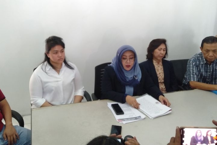 Anak gugat ibu kandung dan minta uang damai Rp25 miliar