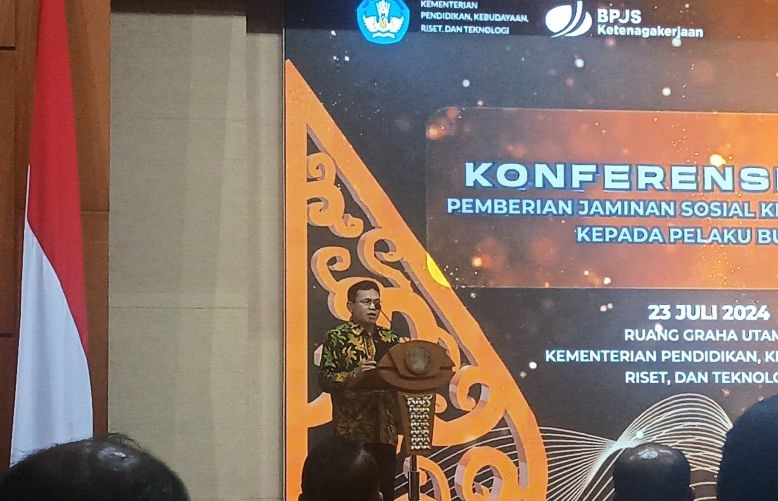 Kemendikbud bahas usulan regulasi pemda beri jamsos pelaku budaya Kemendikbud bahas usulan regulasi pemda beri jamsos pelaku budaya