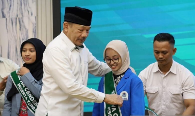 Baznas luncurkan Program Beasiswa Dalam Negeri dan Mahad Aly 2024 Baznas luncurkan Program Beasiswa Dalam Negeri dan Mahad Aly 2024