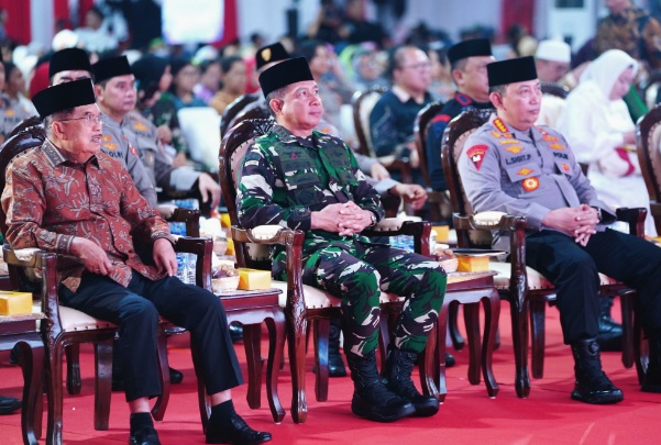 Panglima TNI hadiri doa bersama lintas agama jelang peringatan Hari Bhayangkara ke-78 Panglima TNI hadiri doa bersama lintas agama jelang peringatan Hari Bhayangkara ke-78