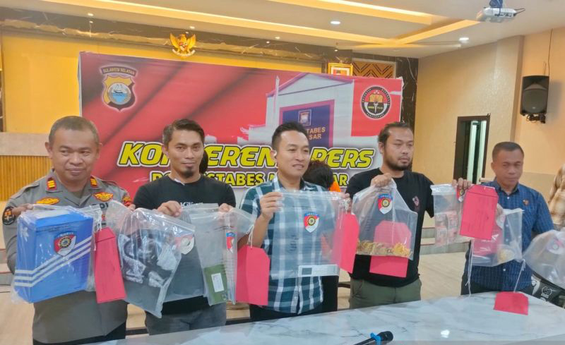 Polrestabes Makassar ungkap kasus dugaan pembunuhan wanita lansia Polrestabes Makassar ungkap kasus dugaan pembunuhan wanita lansia