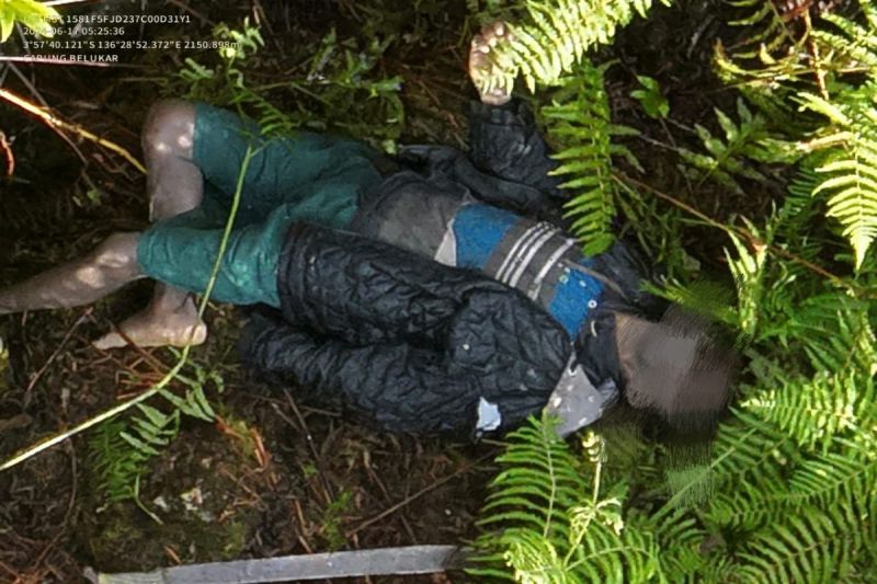 Satgas Damai Cartenz: Aparat gabungan temukan jenasah KKB di Paniai Satgas Damai Cartenz: Aparat gabungan temukan jenasah KKB di Paniai