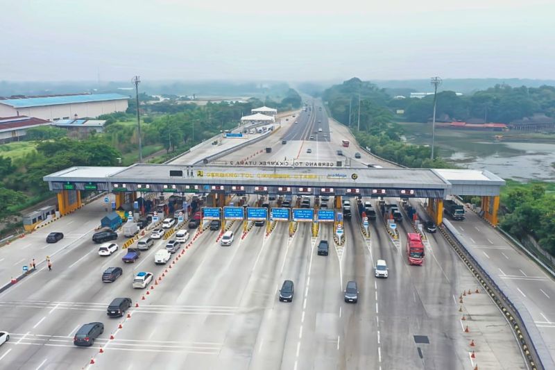 H+1 Idul Adha, sebanyak 338 ribu kendaraan kembali ke Jabotabek H+1 Idul Adha, sebanyak 338 ribu kendaraan kembali ke Jabotabek
