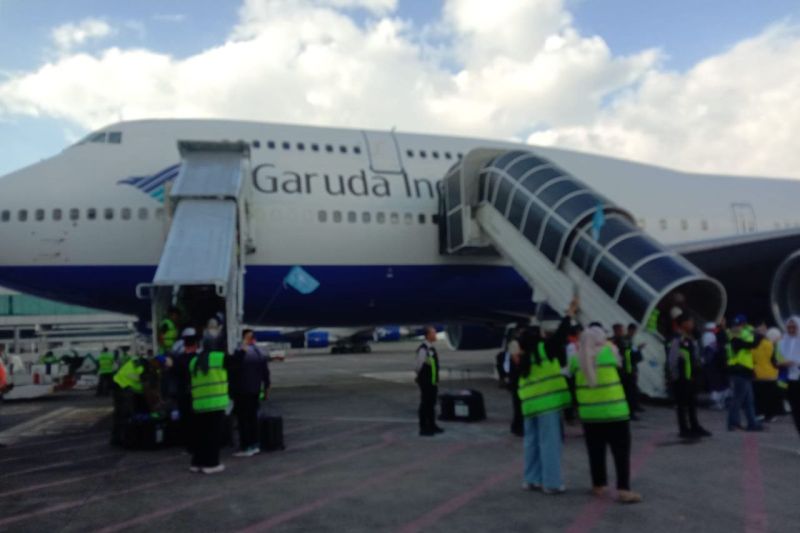Kemenang meminta pihak Garuda Indonesia lebih profesional Kemenang meminta pihak Garuda Indonesia lebih profesional