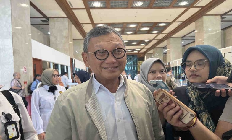 Menteri ESDM pastikan subsidi listrik 2025 sasar rumah tangga rentan Menteri ESDM pastikan subsidi listrik 2025 sasar rumah tangga rentan