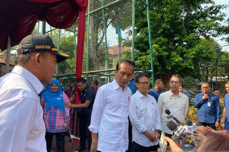 Jokowi yakin Timnas Indonesia menang lawan Filipina Jokowi yakin Timnas Indonesia menang lawan Filipina