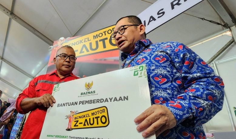 Baznas salurkan bantuan pemberdayaan untuk 15 montir di Jateng