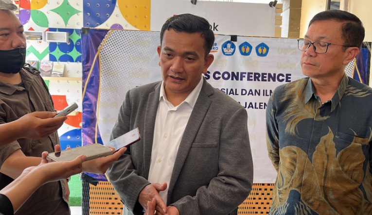 Pj Bupati Majalengka ajak Gen X, Y, Z kembangkan potensi desa menjadi desa wisata Pj Bupati Majalengka ajak Gen X, Y, Z kembangkan potensi desa menjadi desa wisata