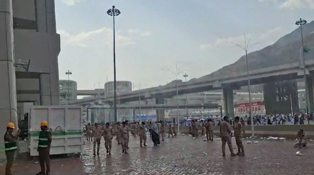 Makkah diguyur hujan usai sebelumnya muncul peringatan gelombang panas Makkah diguyur hujan usai sebelumnya muncul peringatan gelombang panas