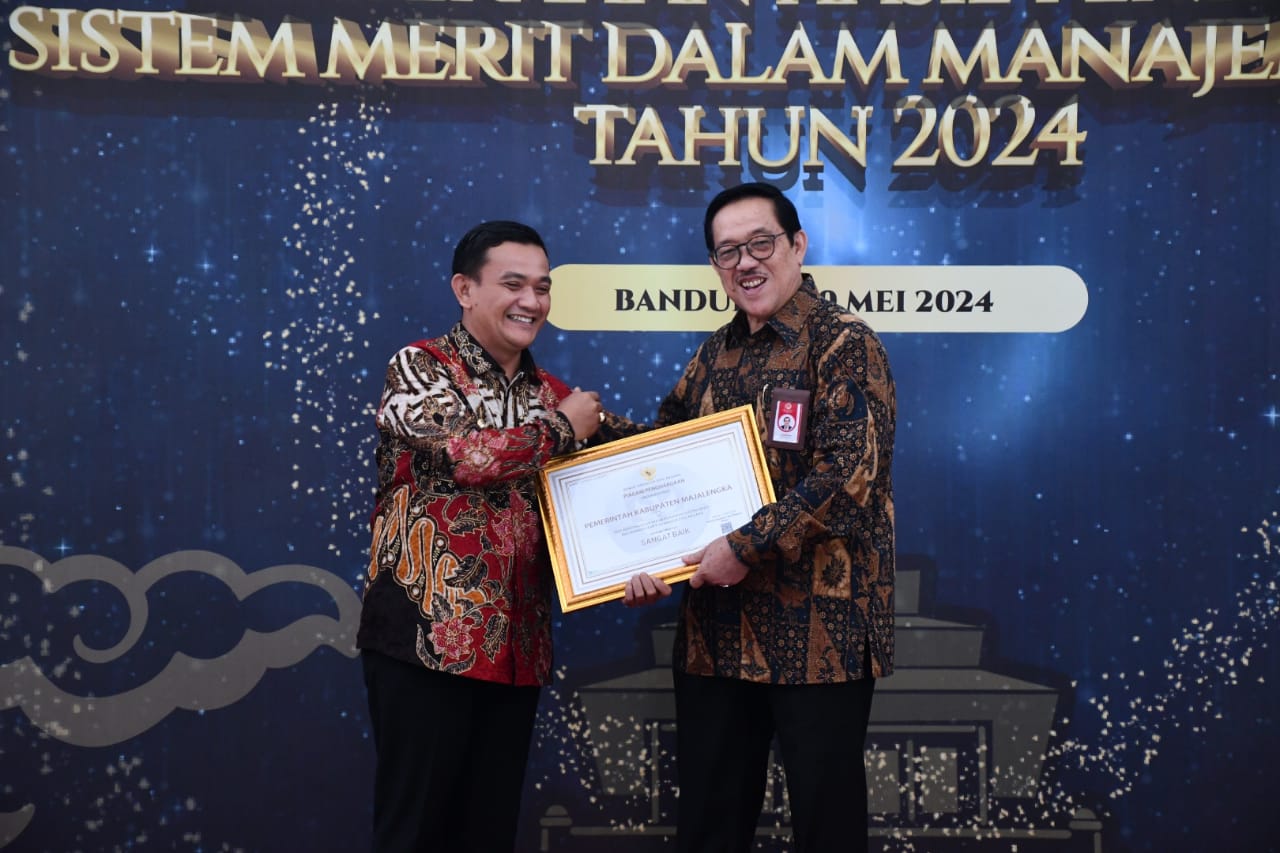 Pemkab Majalengka raih penghargaan untuk penerapan sistem merit dan manajemen ASN Pemkab Majalengka raih penghargaan untuk penerapan sistem merit dan manajemen ASN