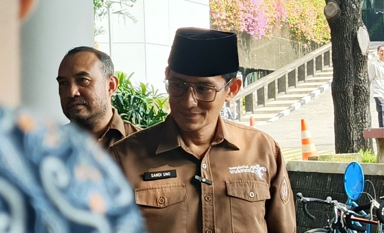 Menparekraf ingin jadikan Kwitang zona khusus wisata literasi Menparekraf ingin jadikan Kwitang zona khusus wisata literasi