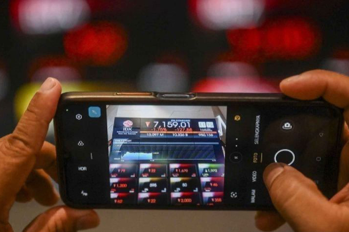 IHSG Jumat dibuka menguat 21,41 poin IHSG Jumat dibuka menguat 21,41 poin