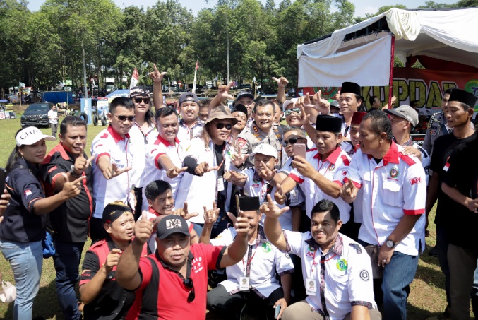 Kapolda Jateng ngobrol bareng bersama puluhan sopir Kapolda Jateng ngobrol bareng bersama puluhan sopir