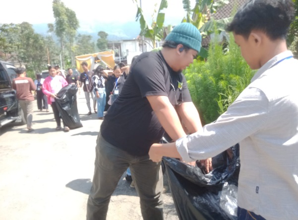 Dukung wisata, GSJA Jateng 1 gelar baksos di lereng Gunung Merbabu Dukung wisata, GSJA Jateng 1 gelar baksos di lereng Gunung Merbabu