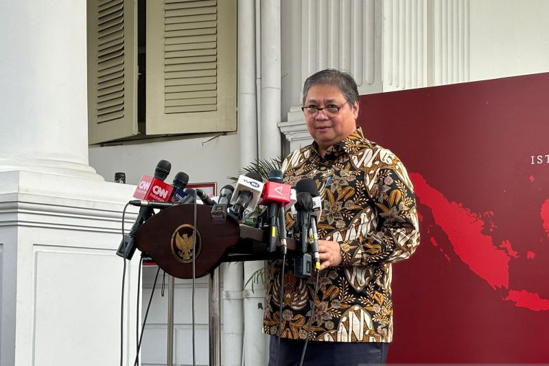 Airlangga: Presiden minta komunikasi dengan tim Prabowo dilanjutkan Airlangga: Presiden minta komunikasi dengan tim Prabowo dilanjutkan