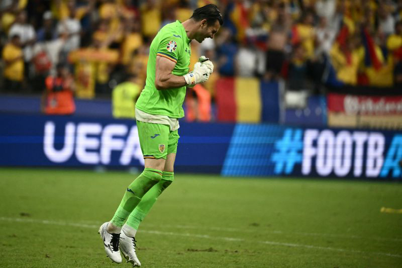 Slovakia dan Rumania meraih tiket 16 besar usai imbang 1-1 Slovakia dan Rumania meraih tiket 16 besar usai imbang 1-1