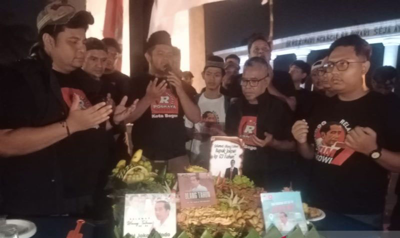 Relawan Jokowi Bogor Raya rayakan ulang tahun ke-63 Presiden RI