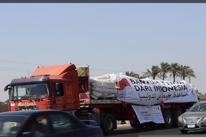 PMI kirimkan 500 unit tenda pengungsian ke perbatasan Gaza Palestina PMI kirimkan 500 unit tenda pengungsian ke perbatasan Gaza Palestina