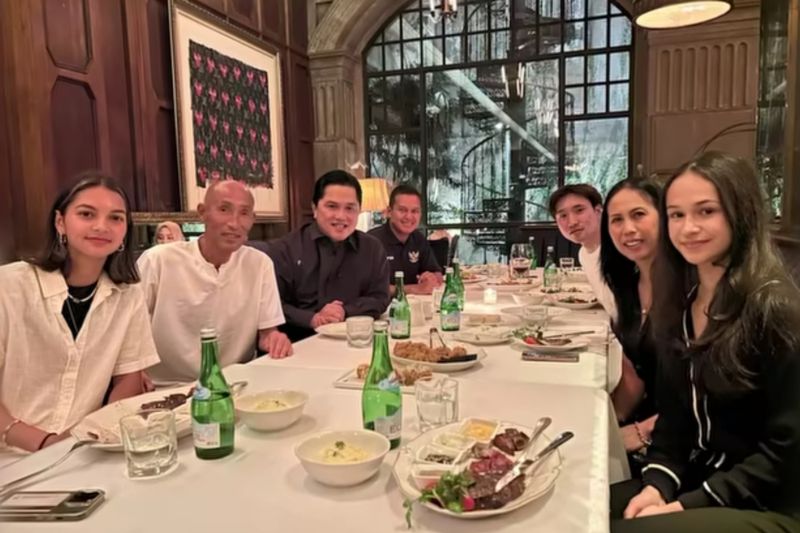 Erick Thohir perkenalkan dua calon pemain timnas putri dari diaspora Erick Thohir perkenalkan dua calon pemain timnas putri dari diaspora