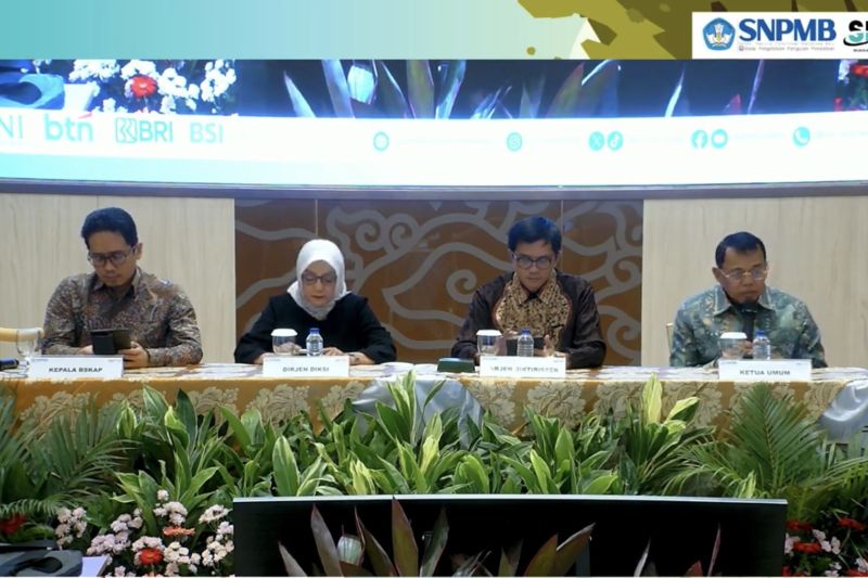Kemendikbudrkistek sebut 190.444 peserta lolos SNBT PTN Akademik Kemendikbudrkistek sebut 190.444 peserta lolos SNBT PTN Akademik