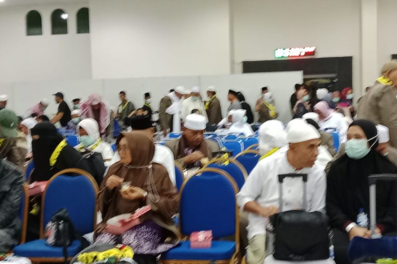 Kemenag: 393 haji asal Mataram tiba di Lombok Kemenag: 393 haji asal Mataram tiba di Lombok
