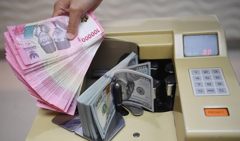 Rupiah Kamis pagi turun 18 poin menjadi Rp16.383 per dolar AS Rupiah Kamis pagi turun 18 poin menjadi Rp16.383 per dolar AS