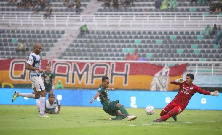 Adi Satryo ungkap rasa bahagia bisa perpanjang masa bakti bersama PSIS Adi Satryo ungkap rasa bahagia bisa perpanjang masa bakti bersama PSIS