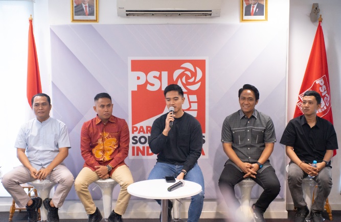 Mantan Ketum Hikmahbudhi: Hanya PSI parpol yang kasih karpet merah ke anak muda Mantan Ketum Hikmahbudhi: Hanya PSI parpol yang kasih karpet merah ke anak muda