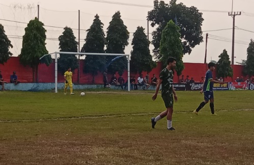 Sediakan total hadiah 74 juta rupiah, sepak bola tarkam di Majalengka meriah