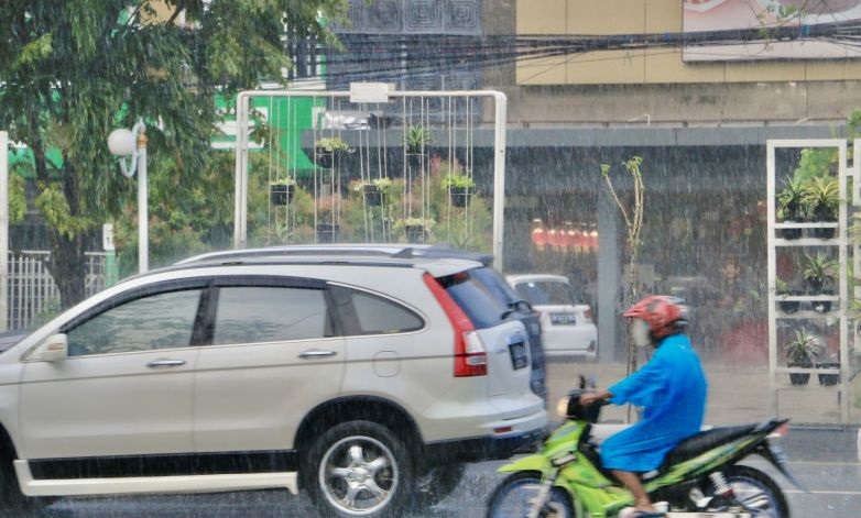 BMKG prakirakan sebagian besar wilayah hujan ringan pada Selasa