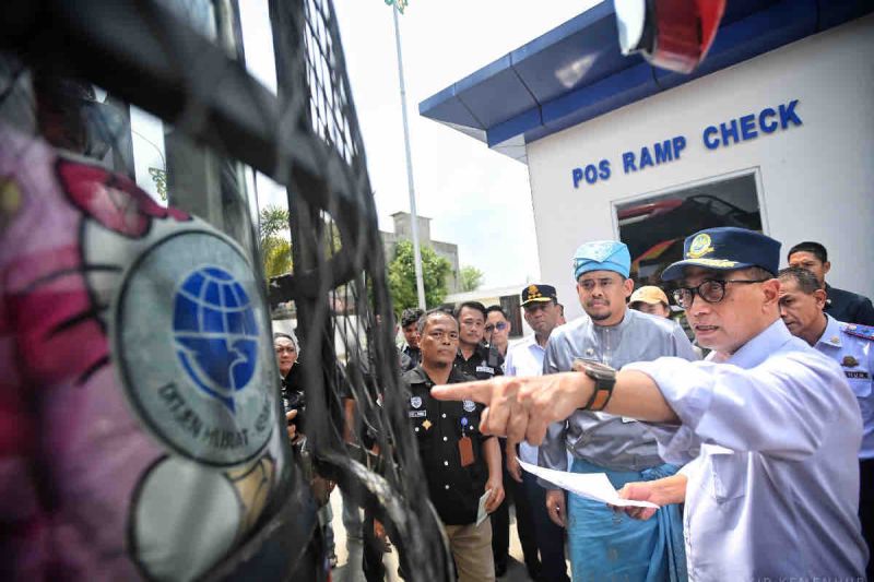 Menhub siap perbaiki infrastruktur transportasi Bandung dan Medan Menhub siap perbaiki infrastruktur transportasi Bandung dan Medan