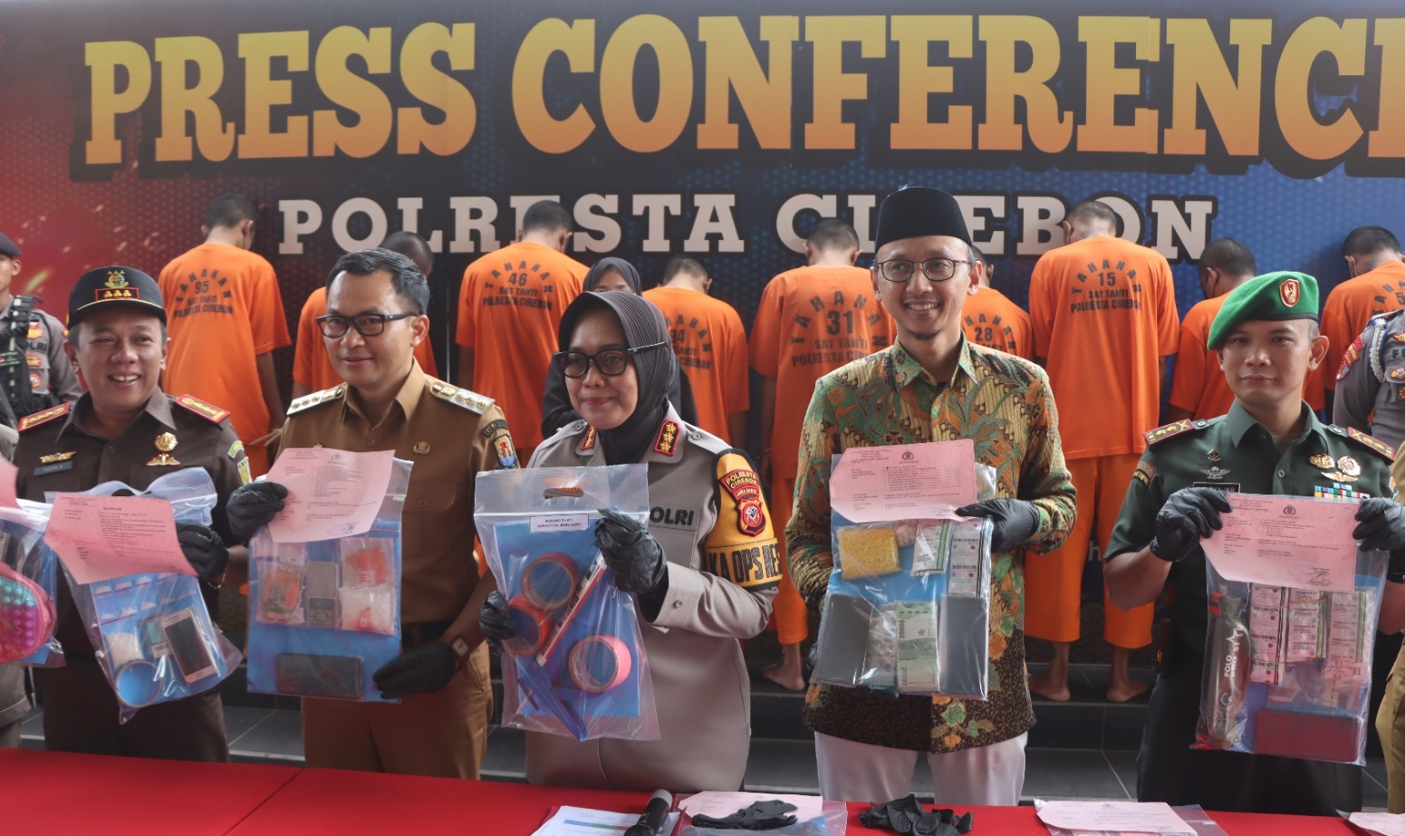 Selama Mei 2024, Satresnarkoba Polresta Cirebon ungkap 13 kasus sabu-sabu dan OKT Selama Mei 2024, Satresnarkoba Polresta Cirebon ungkap 13 kasus sabu-sabu dan OKT