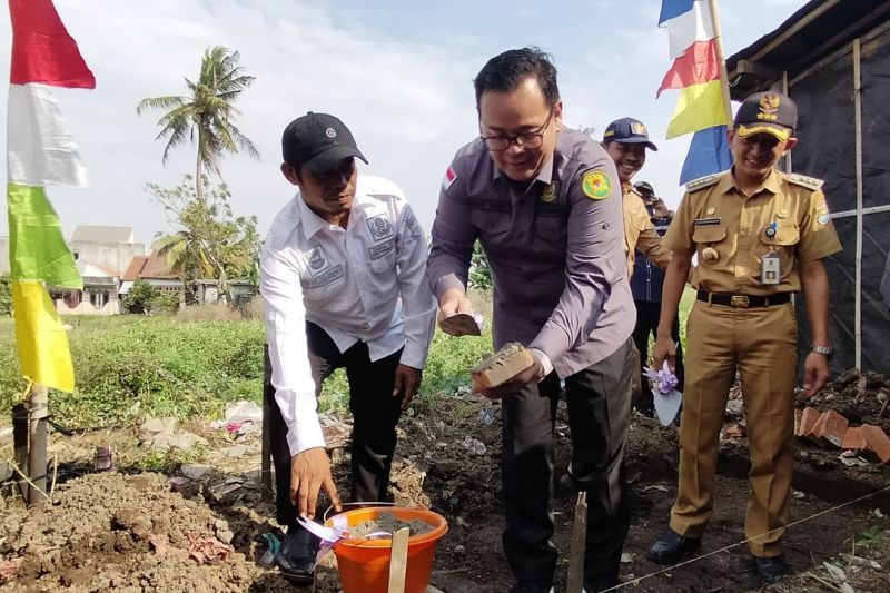 Kejaksaan Tangerang bangun 25 unit sarana jamban sehat Kejaksaan Tangerang bangun 25 unit sarana jamban sehat