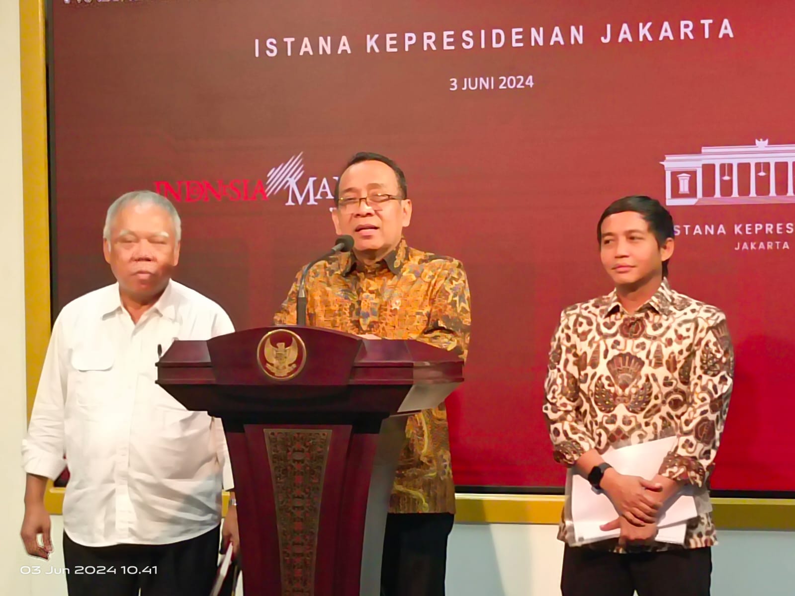 Bambang Susantono dan Dhony Rahajoe mundur dari jabatan Otorita IKN Bambang Susantono dan Dhony Rahajoe mundur dari jabatan Otorita IKN