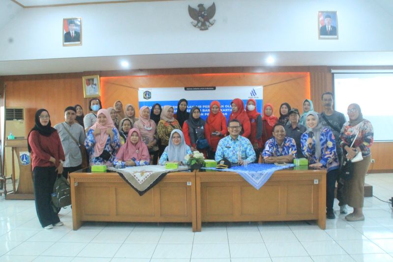 Jakut sosialisasikan penggunaan air perpipaan di Semper Barat