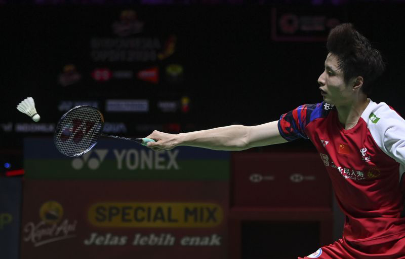 Posisi Axelsen tergeser oleh Shi Yu Qi sebagai tunggal putra nomor satu dunia Posisi Axelsen tergeser oleh Shi Yu Qi sebagai tunggal putra nomor satu dunia
