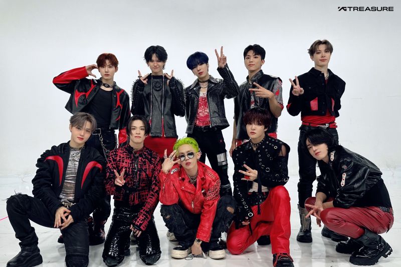 TREASURE di konser Jakarta: Terima kasih TEUME! TREASURE di konser Jakarta: Terima kasih TEUME!