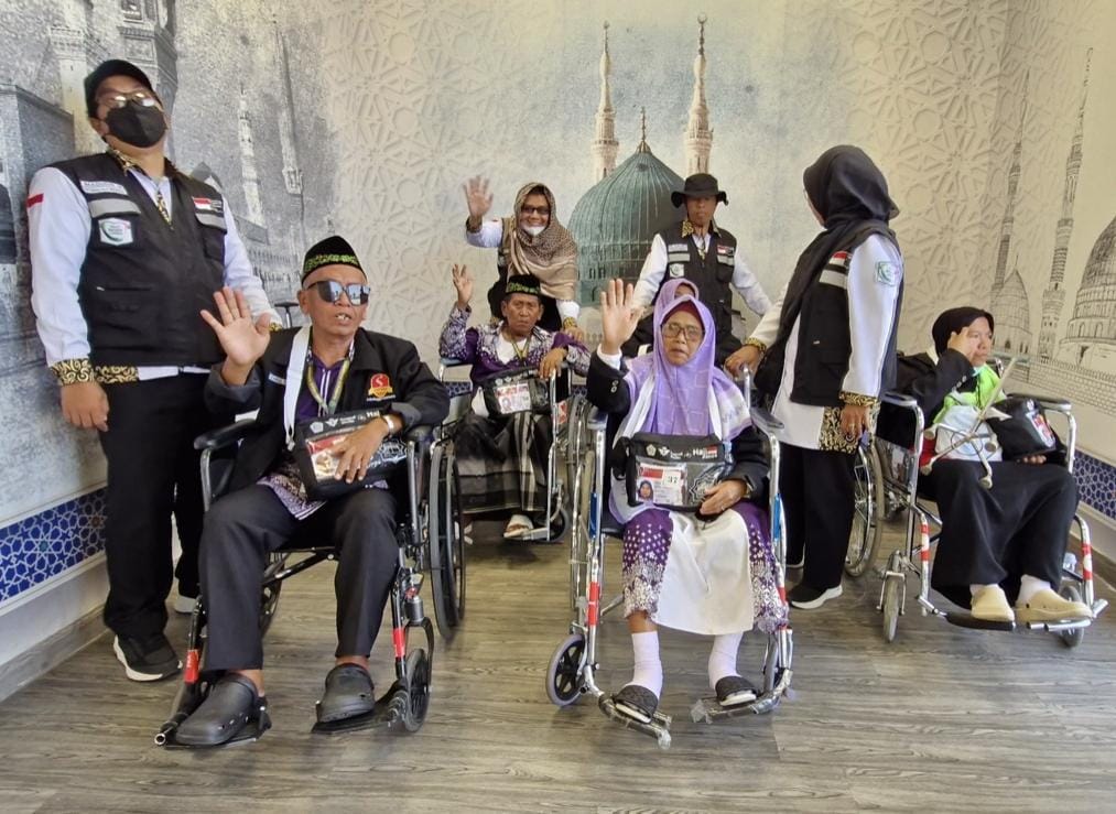 Dukung layanan ramah lansia, 100 kursi roda dari BAZNAS dimanfaatkan jamaah haji di Mekah Dukung layanan ramah lansia, 100 kursi roda dari BAZNAS dimanfaatkan jamaah haji di Mekah
