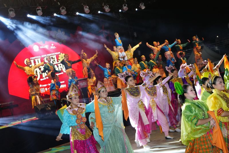 Asita: Festival Sulsel Menari potensial masuk paket wisata Asita: Festival Sulsel Menari potensial masuk paket wisata