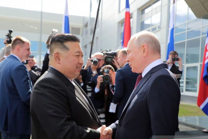 Putin telah mendarat di ibu kota Korea Utara untuk kunjungan