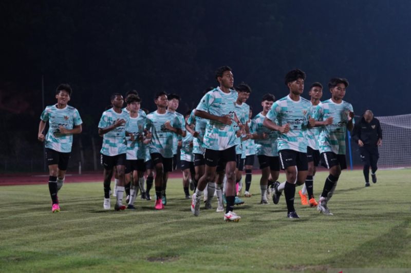 Nova Arianto secara resmi umumkan 23 pemain untuk Piala AFF U-16 2024 Nova Arianto secara resmi umumkan 23 pemain untuk Piala AFF U-16 2024