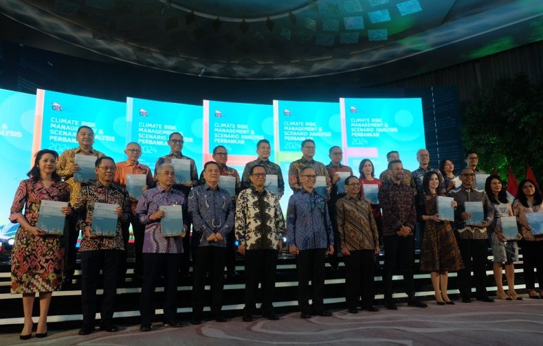 OJK luncurkan panduan manajemen risiko iklim bagi perbankan OJK luncurkan panduan manajemen risiko iklim bagi perbankan