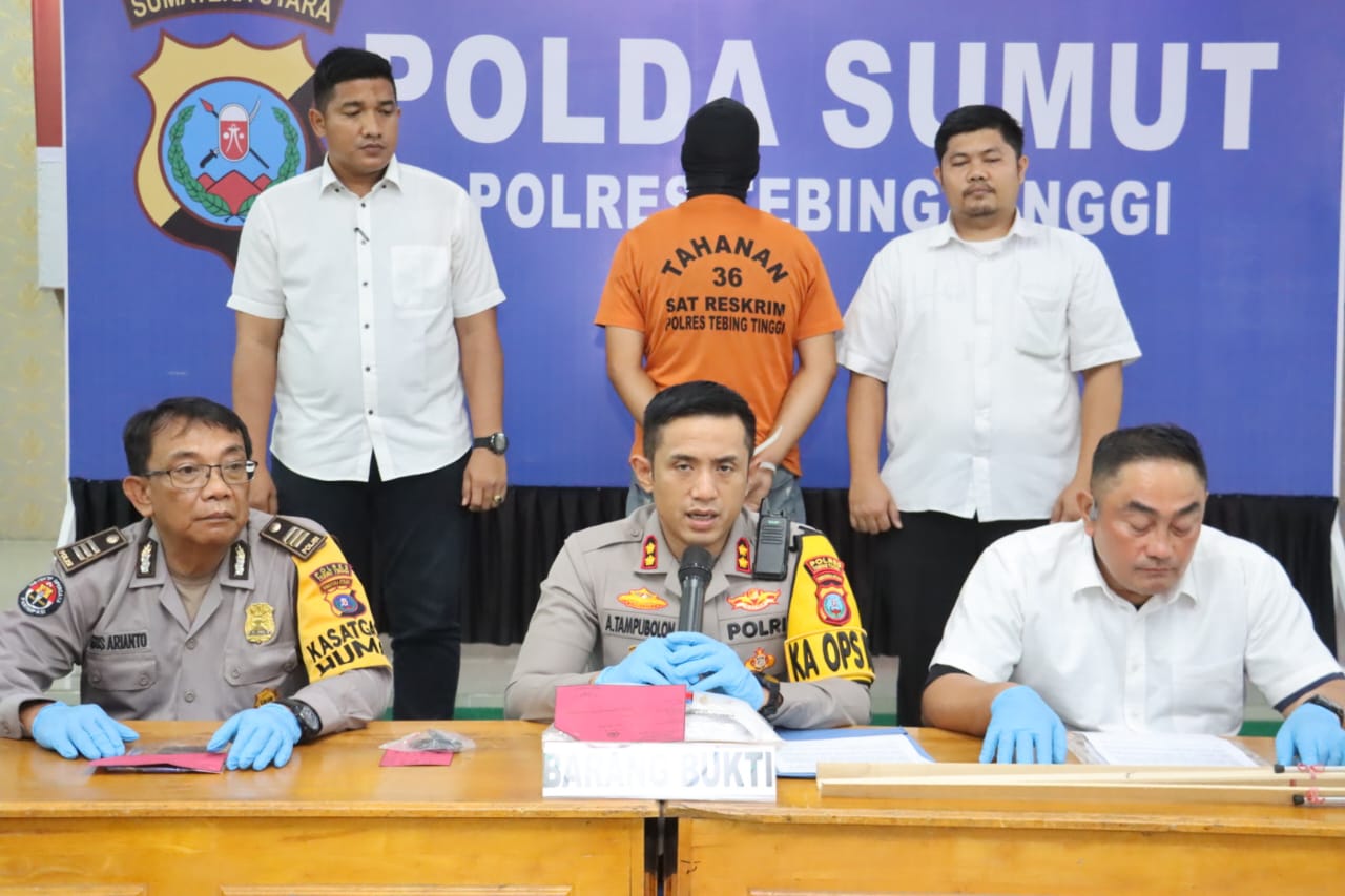 Polres Tebing Tinggi tangkap pria penyebar video bermuatan SARA Polres Tebing Tinggi tangkap pria penyebar video bermuatan SARA