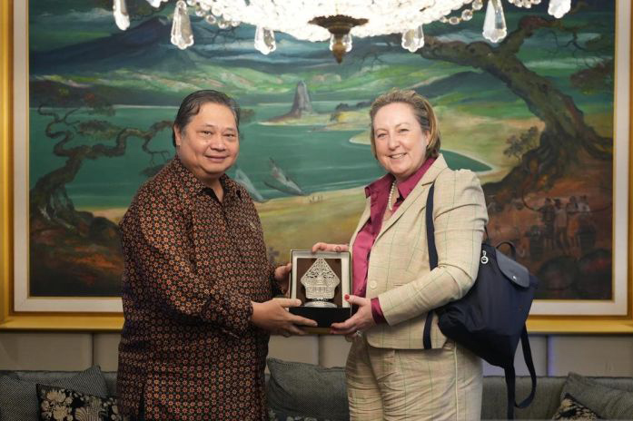 Menko Airlangga dan Menteri Inggris bahas kerja sama strategis